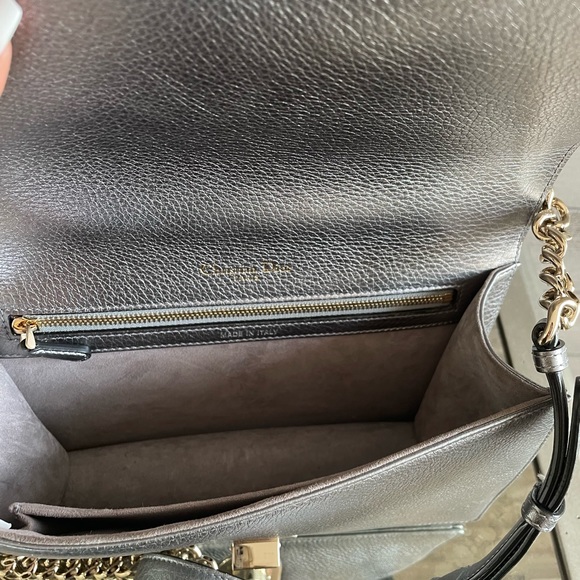 Lady diorama metallic silver calfskin medium with champagne gold hardware! - Picture 3 of 8